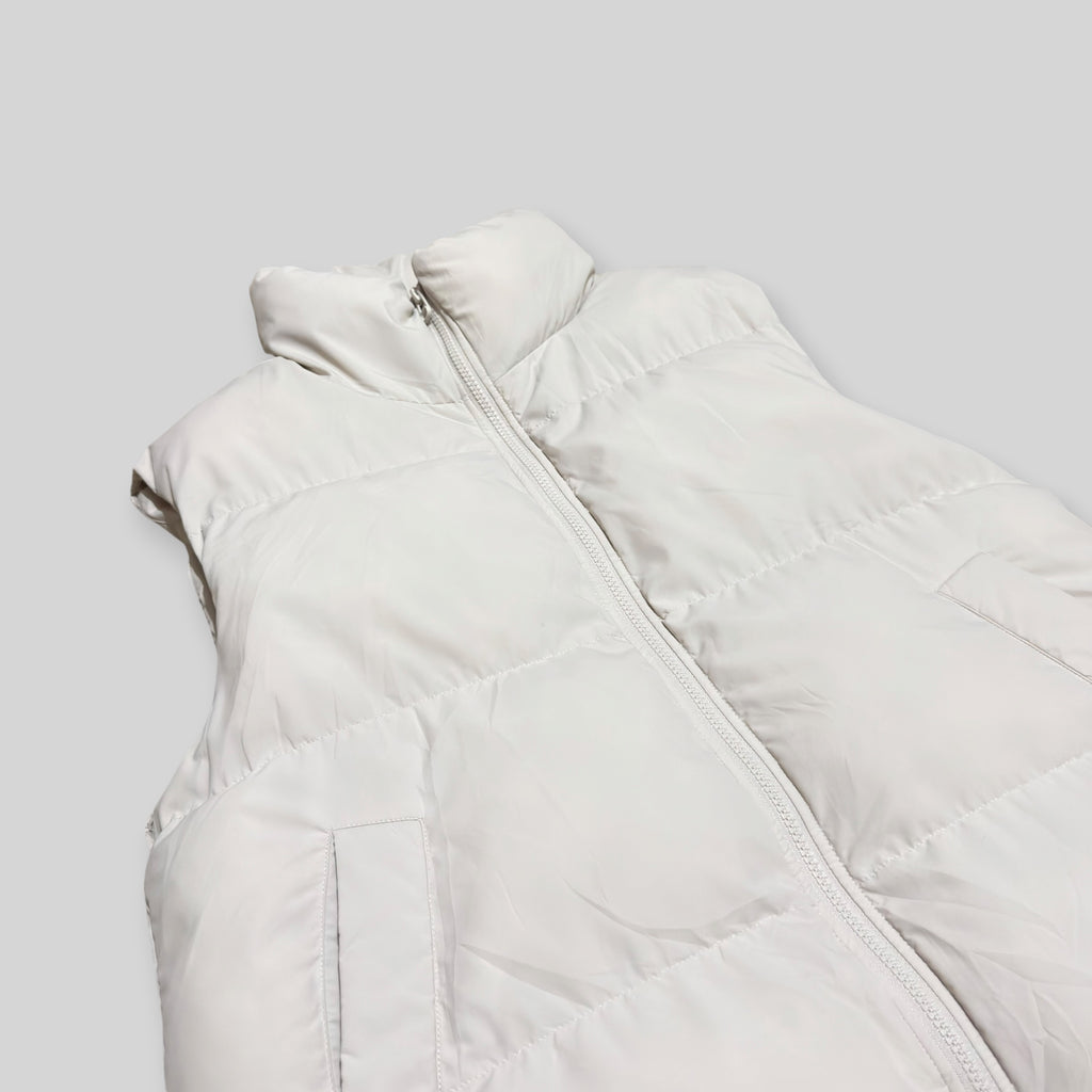 GU by UNIQLO Unisex Stand Collar Heat Padded Vest (Water Repellent/Windproof Snow/Winter Puffer Vest) in White