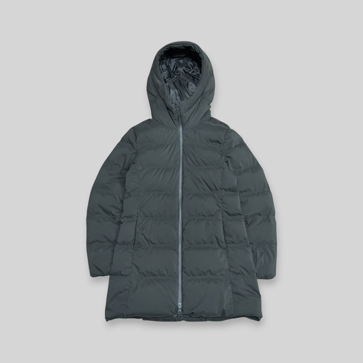 UNIQLO Women's Seamless Down Short Coat (Lightweight Nylon Water Repellent/Windproof Winter/Snow Puffer Jacket) in Dark Green