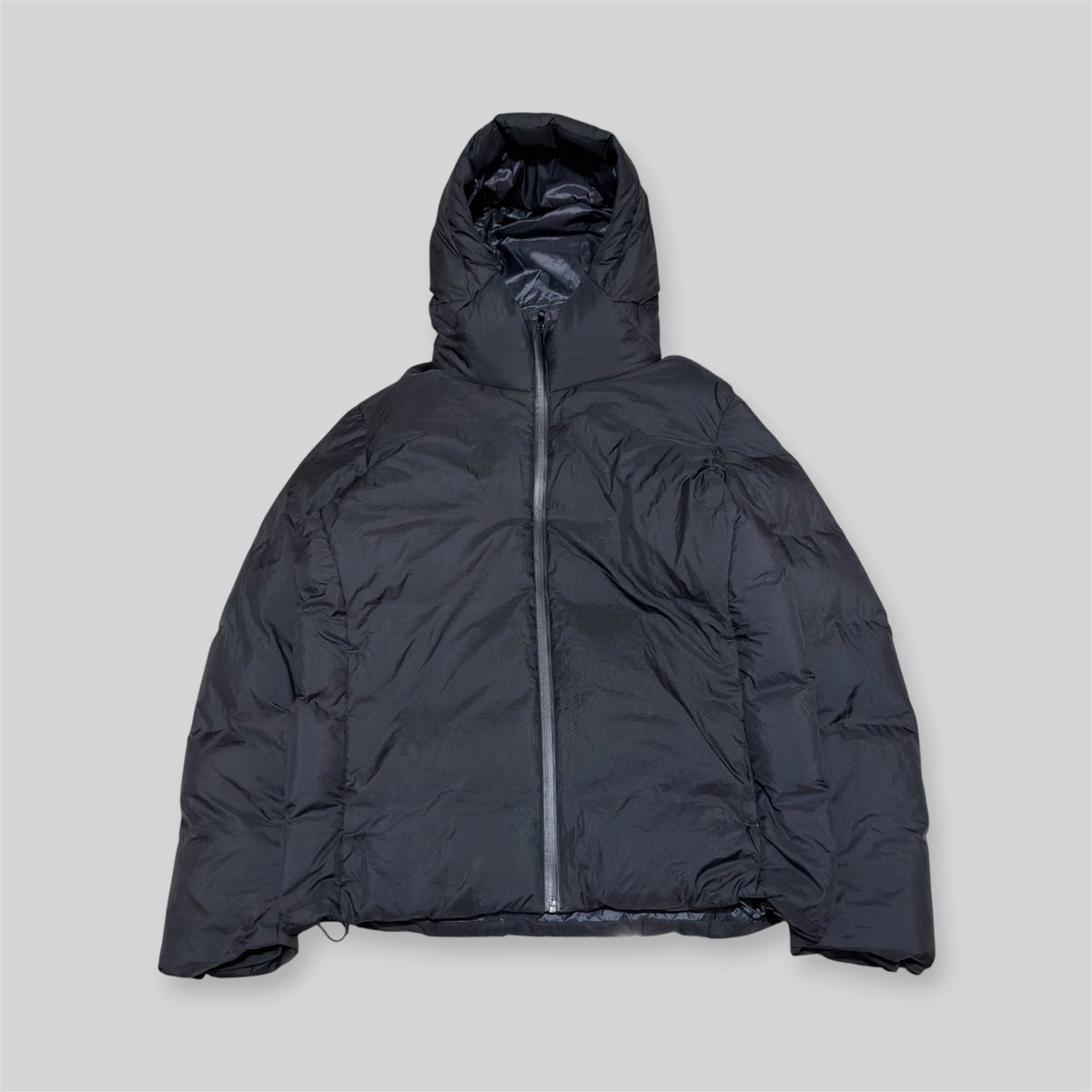 UNIQLO Men's Seamless Down Parka (Lightweight Nylon Water Repellent/Windproof Winter/Snow Puffer Jacket) in Black