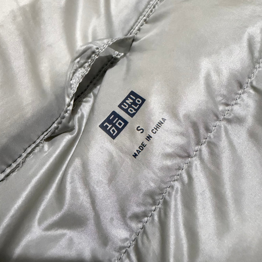 UNIQLO Women's Ultra Light Down Stand Collar Puffer Jacket (Lightweight Nylon Water Repellent/Windproof Winter/Snow Padded Jacket) in Light Gray