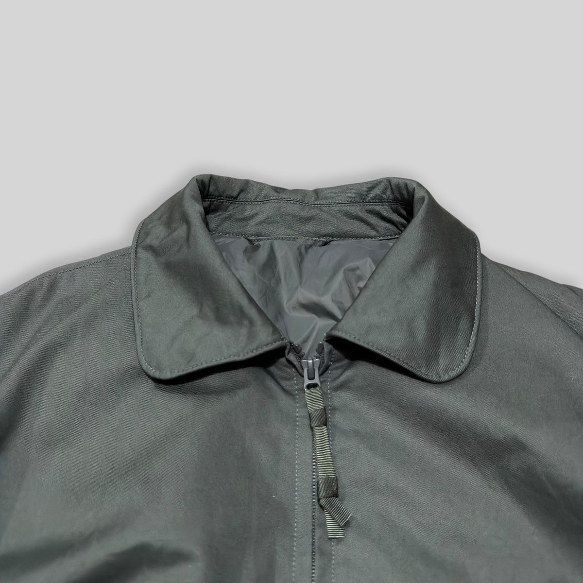 UNIQLO U Men's Pufftech Zip Up Padded Short Blouson in Olive