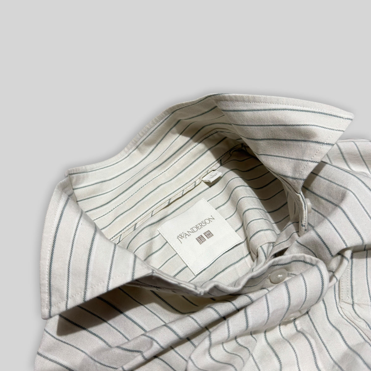 UNIQLO x JW Anderson Unisex Oxford Boxy/Cropped Short Long Sleeve Shirt in Beige