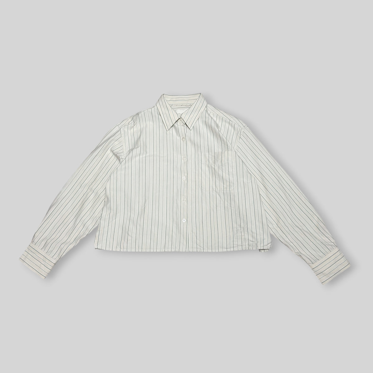 UNIQLO x JW Anderson Unisex Oxford Boxy/Cropped Short Long Sleeve Shirt in Beige