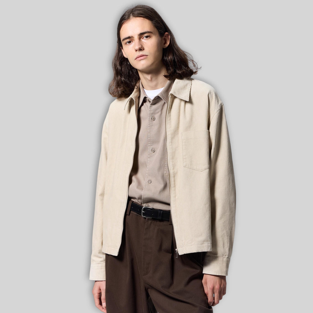GU by UNIQLO Men's Zip Up Cropped/Boxy Collared Blouson (Cotton Corduroy Collared Harrington Jacket) in Beige