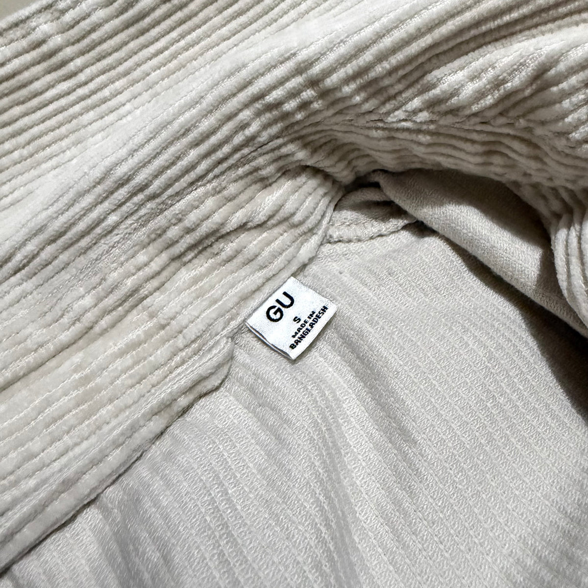 GU by UNIQLO Men's Zip Up Cropped/Boxy Collared Blouson (Cotton Corduroy Collared Harrington Jacket) in Beige