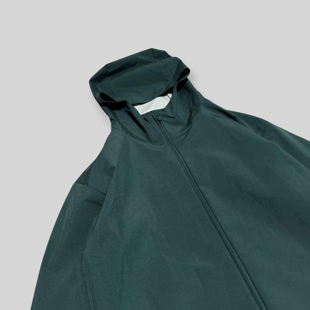 MUJI Japan Men's Lightweight Water Repellent Outdoor Hooded Jacket (Blocktech Parka Alternative - Hiking/Utility Windbreaker Jacket) in Dark Green