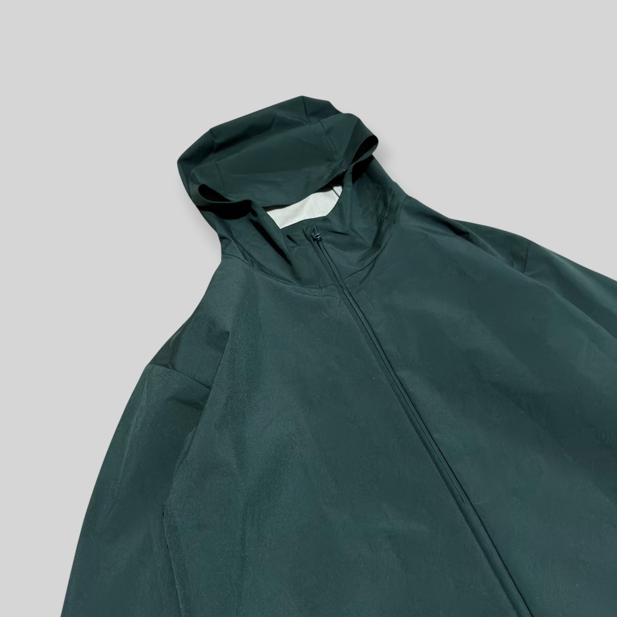 MUJI Japan Men's Lightweight Water Repellent Outdoor Hooded Jacket (Blocktech Parka Alternative - Hiking/Utility Windbreaker Jacket) in Dark Green