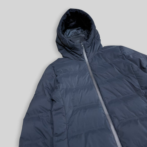 UNIQLO Women's Seamless Down Short Coat  in Navy - Medium