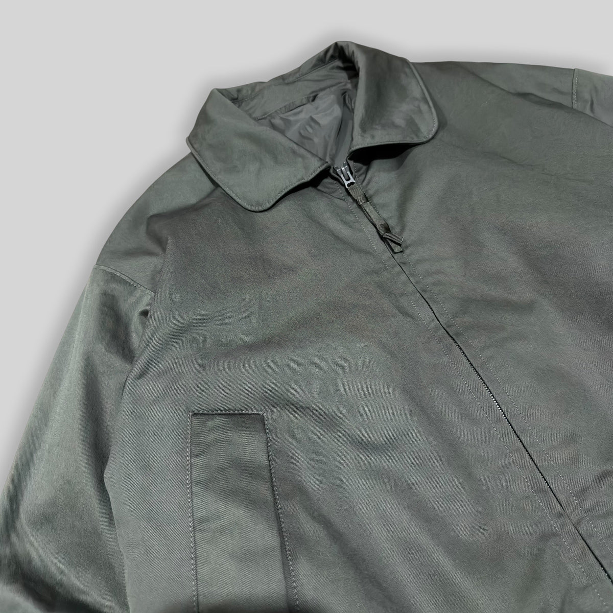UNIQLO U Men's Pufftech Zip Up Padded Short Blouson in Olive