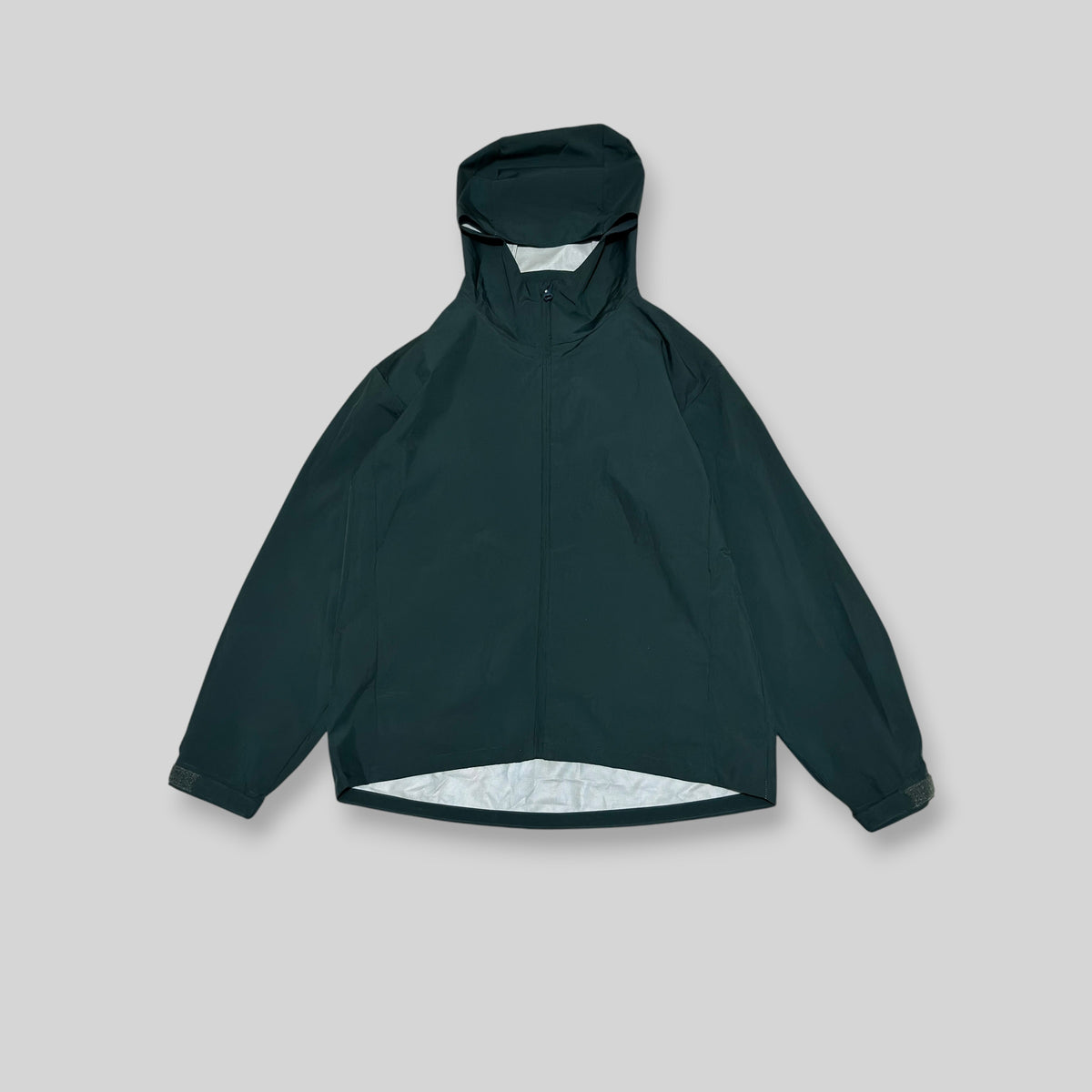 MUJI Japan Men's Lightweight Water Repellent Outdoor Hooded Jacket (Blocktech Parka Alternative - Hiking/Utility Windbreaker Jacket) in Dark Green