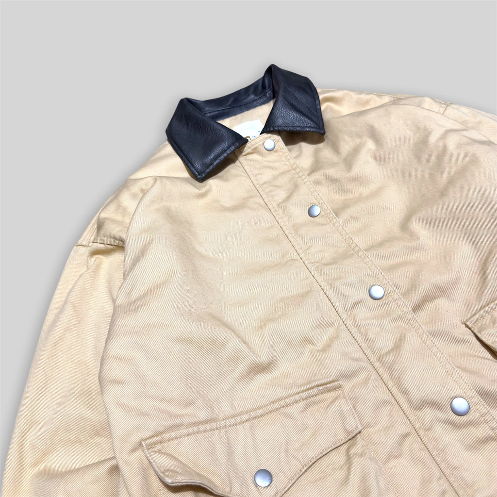 H&M Men's Oversized Utility Workwear Zip Up Cotton Twill Padded Blouson (Collared Zip Up Jacket) in Beige